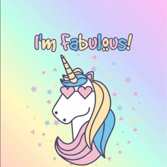 Meet your Posher, Lena.U are all magical ✨ - Picture 5 of 9